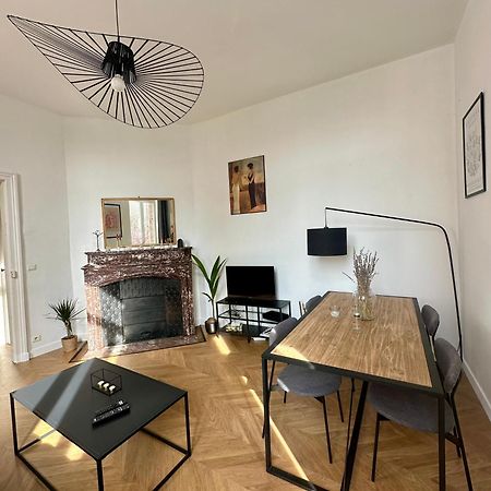 Spacieux Appt Haussmannien Parking Prive 阿棉 外观 照片