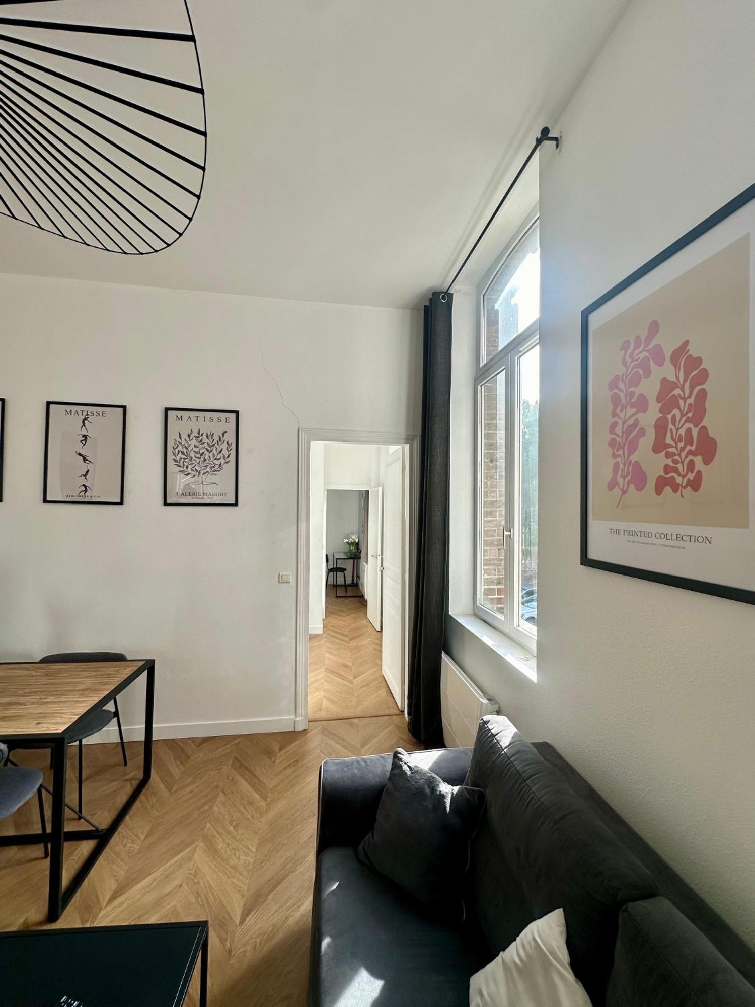 Spacieux Appt Haussmannien Parking Prive 阿棉 外观 照片